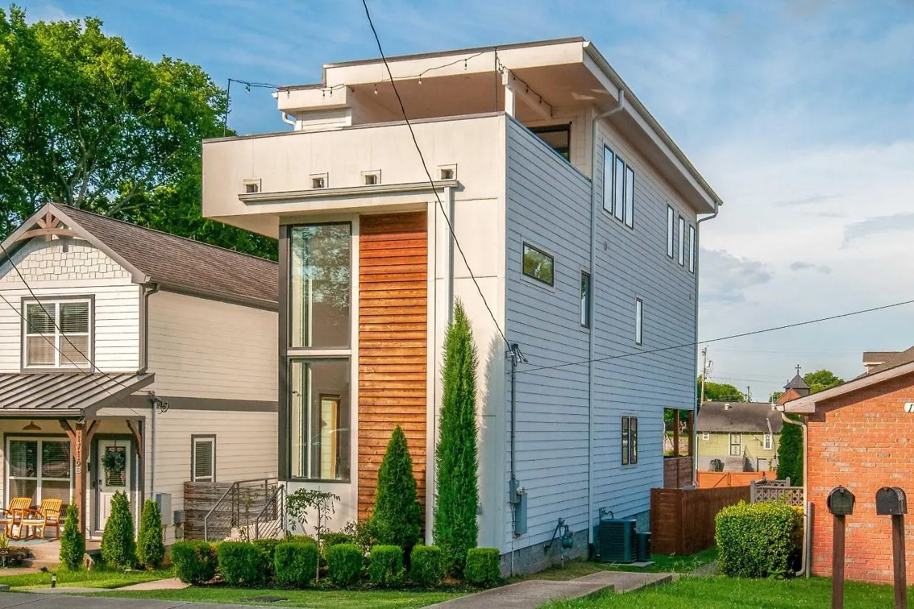 Nashville Home With Rooftop Deck Less Than 2 Mi To Dtwn Semesterbostad